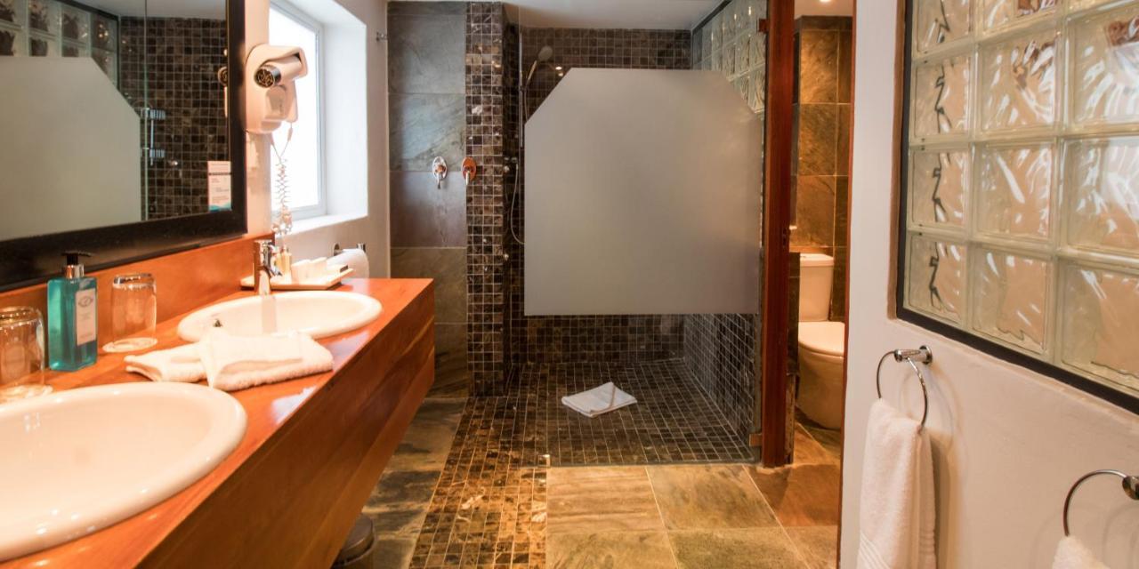 Adventure Pad At The Bay Hotel Кейптаун Екстериор снимка